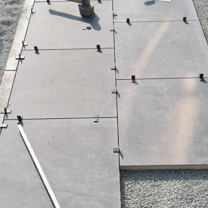 Pflasterflaeche verfugen